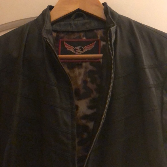 Street Legal black leather jacket - Picture 2 of 8